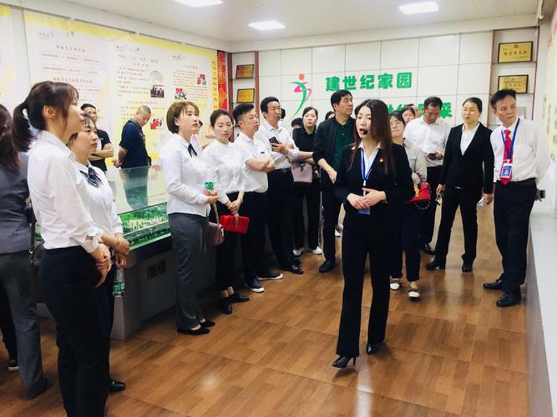 物业管理：潜江的智慧与变革